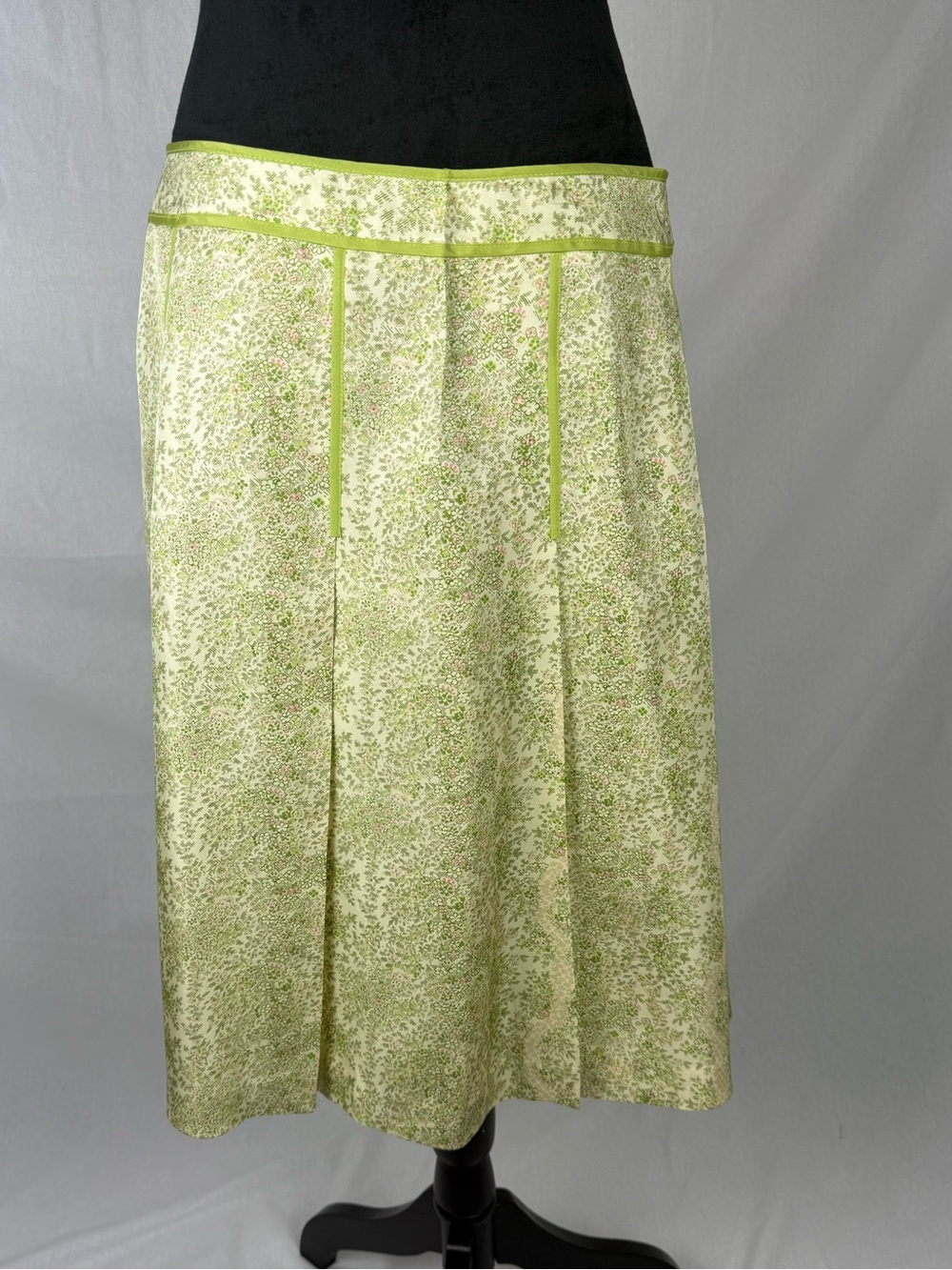 Ann Taylor 100% Silk Floral Midi Skirt – Size 10 - Picture 2 of 9